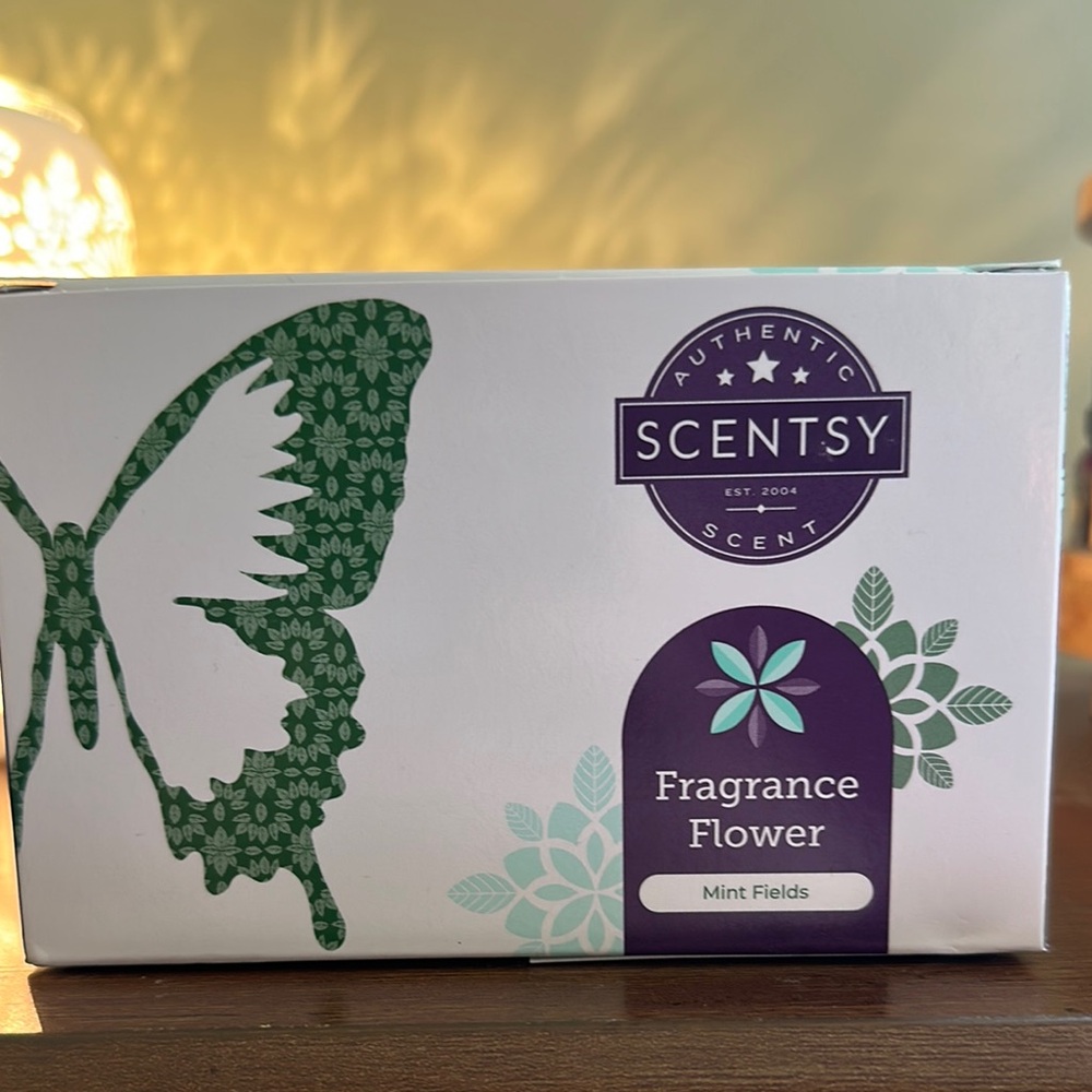 Scentsy Fragrance Flower - Mint Fields